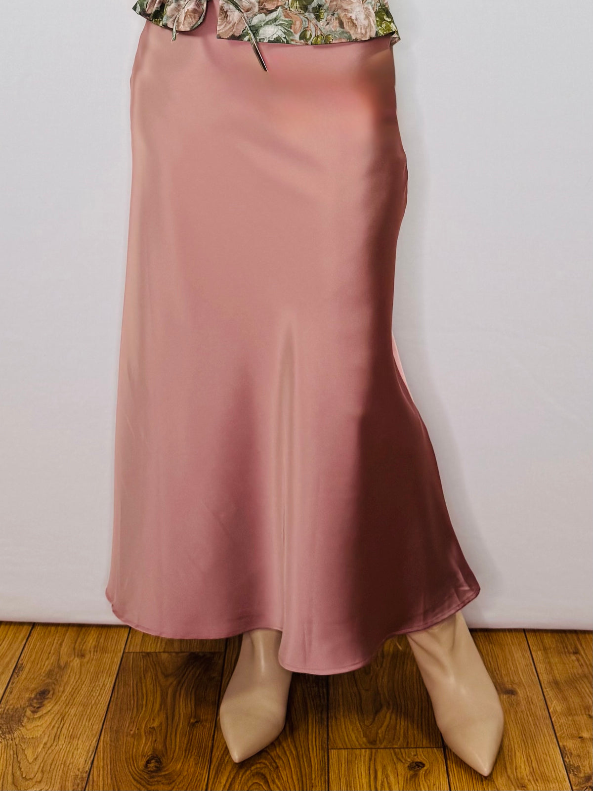 The Ella Satin Skirt in Dusty Pink