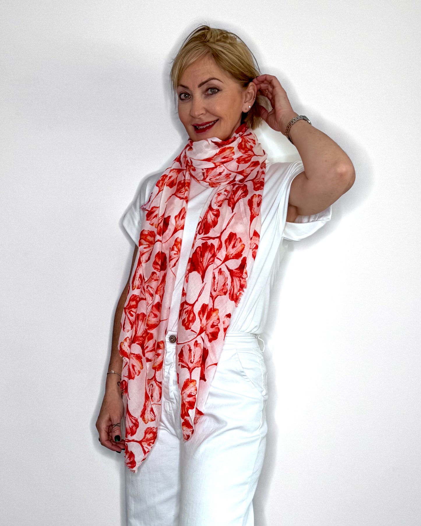 Floral Print Scarf in Red