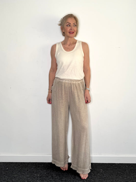 The Elodie Linen Trousers in Beige
