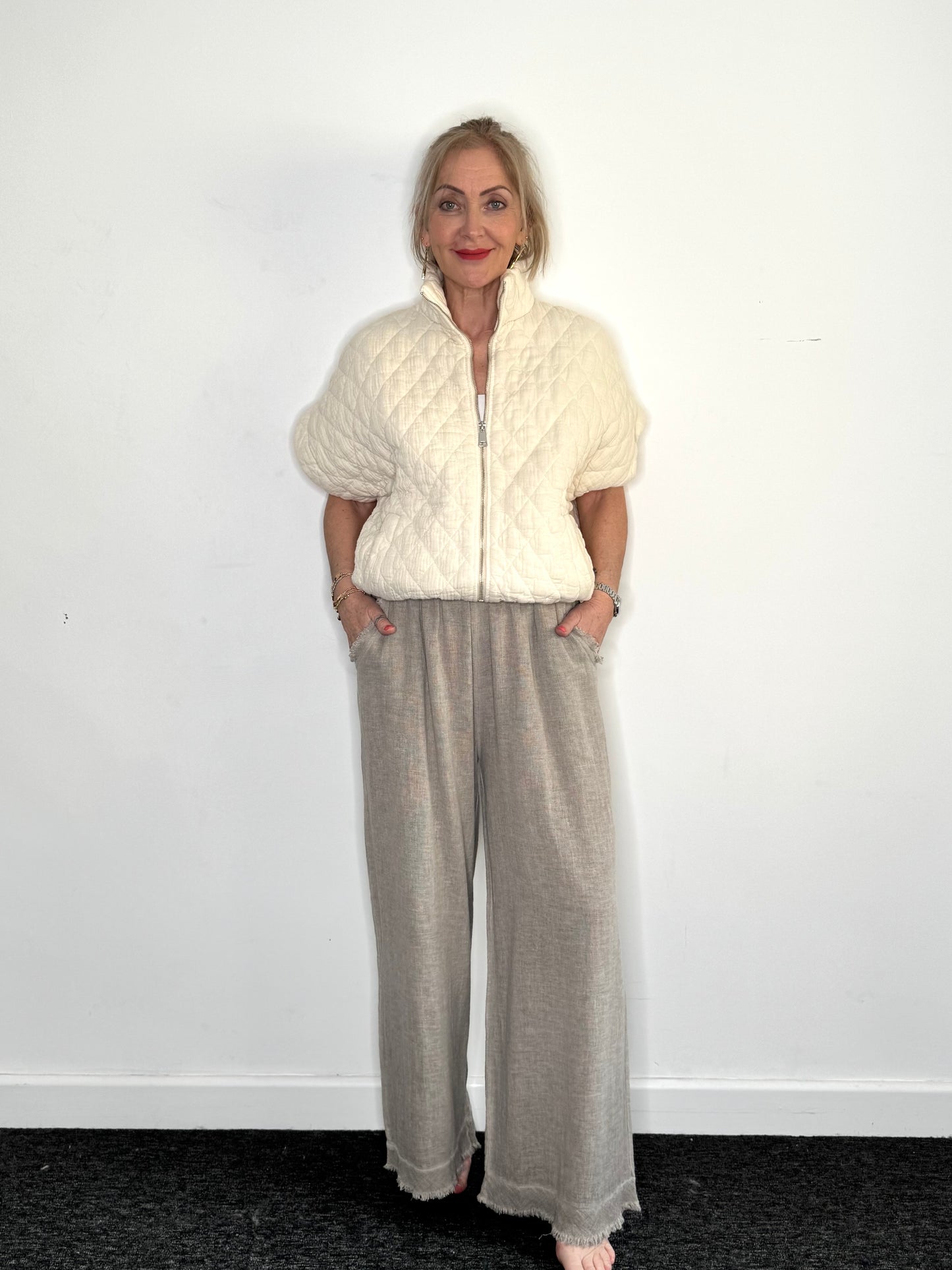 The Elodie Linen Trousers in Taupe