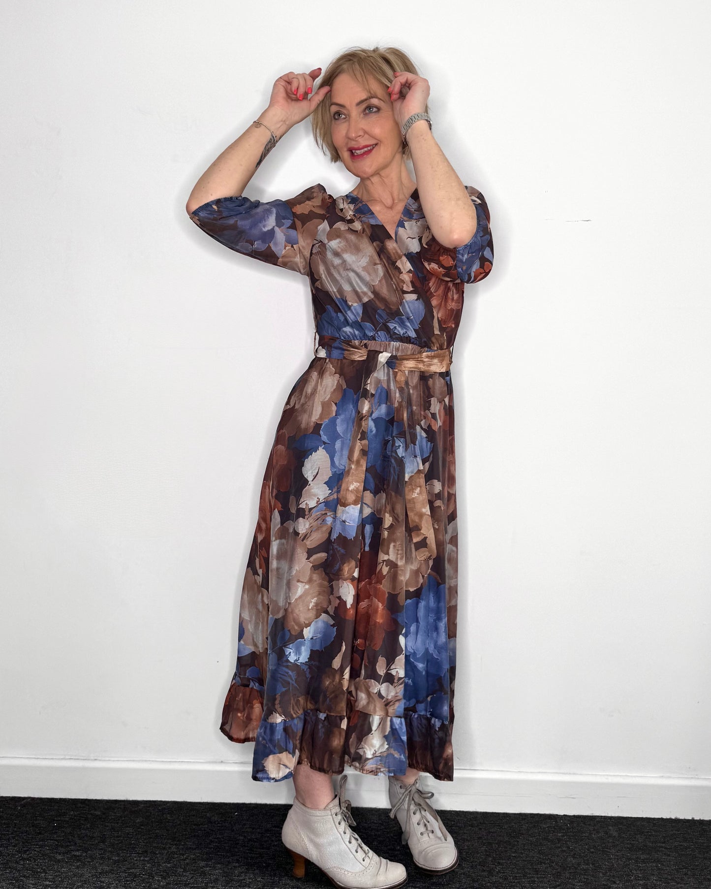 Layla Floral Dress in Blue