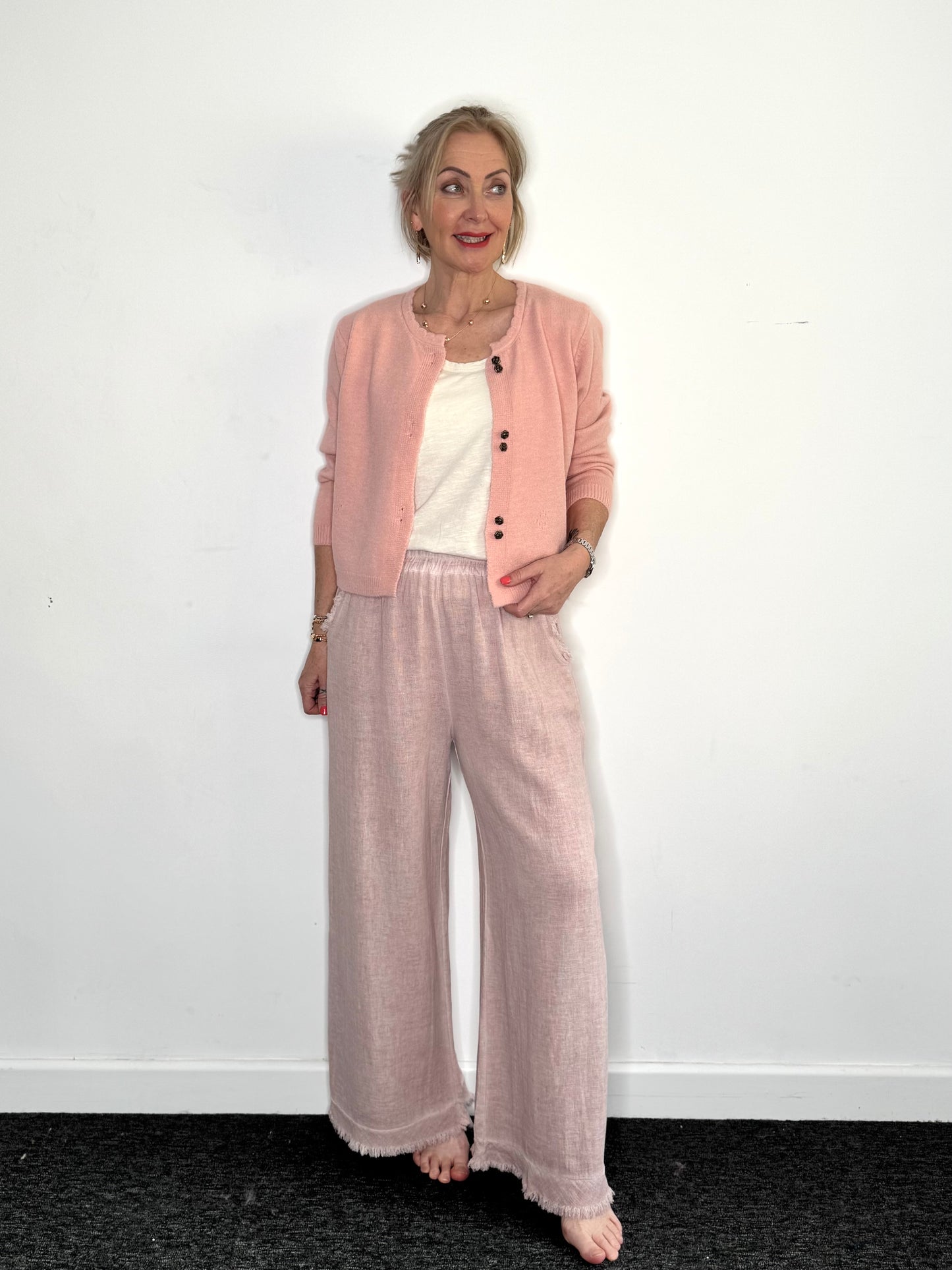 The Elodie Linen Trousers in Pink