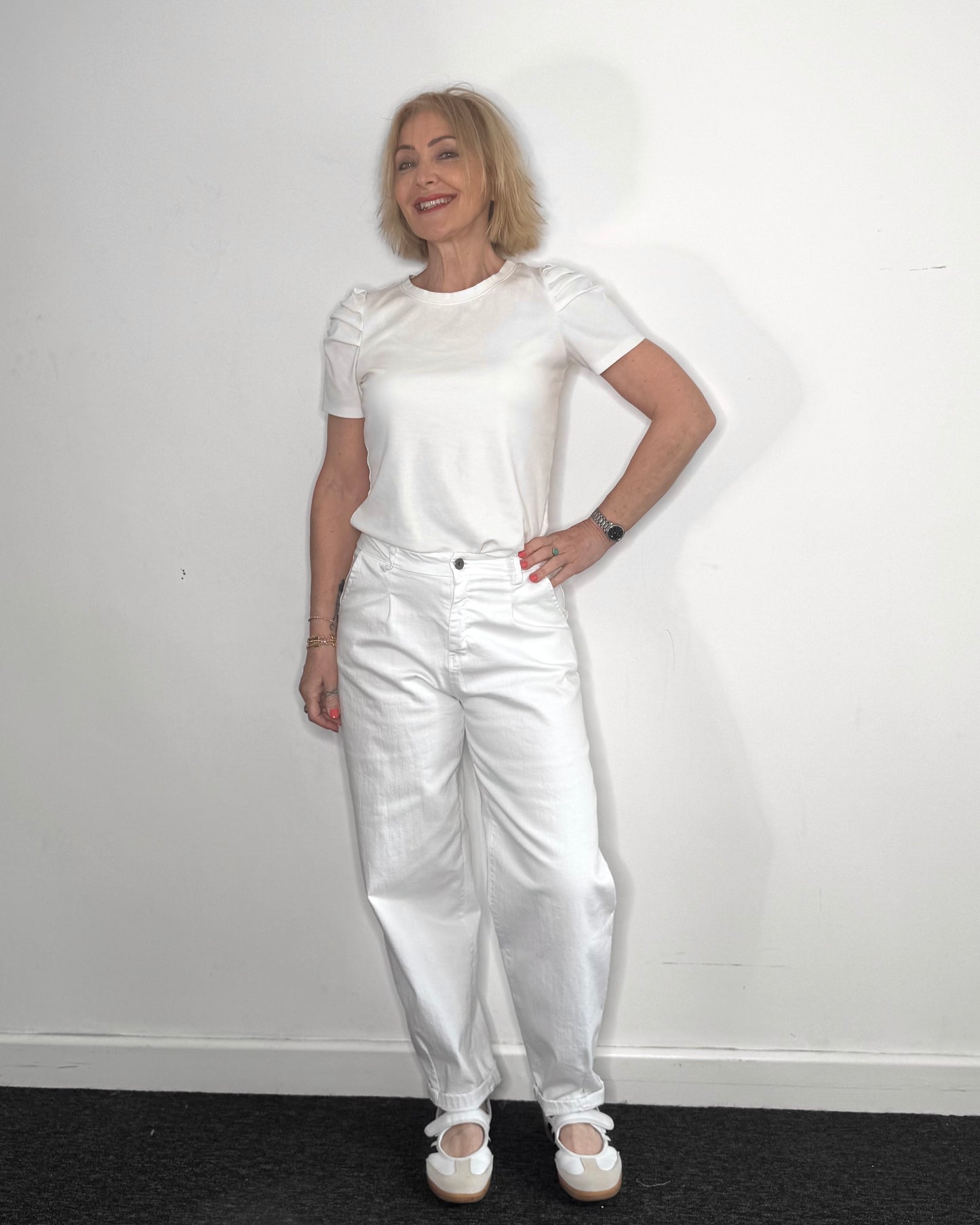 The May Barrel Trousers in White