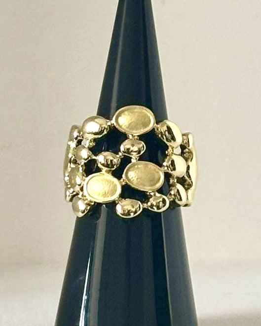 Organic Pebble Ring in Gold