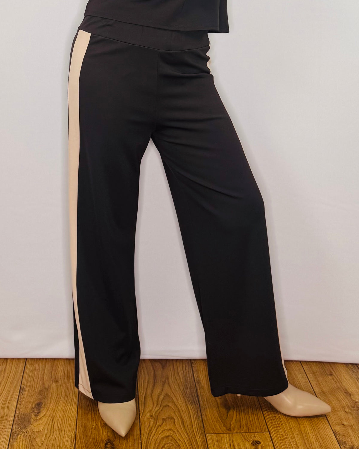 Georgie Contrast Trim Trousers in Chocolate