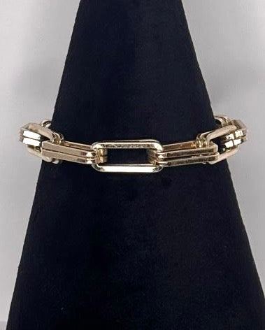 Chunky Link Bracelet in Gold
