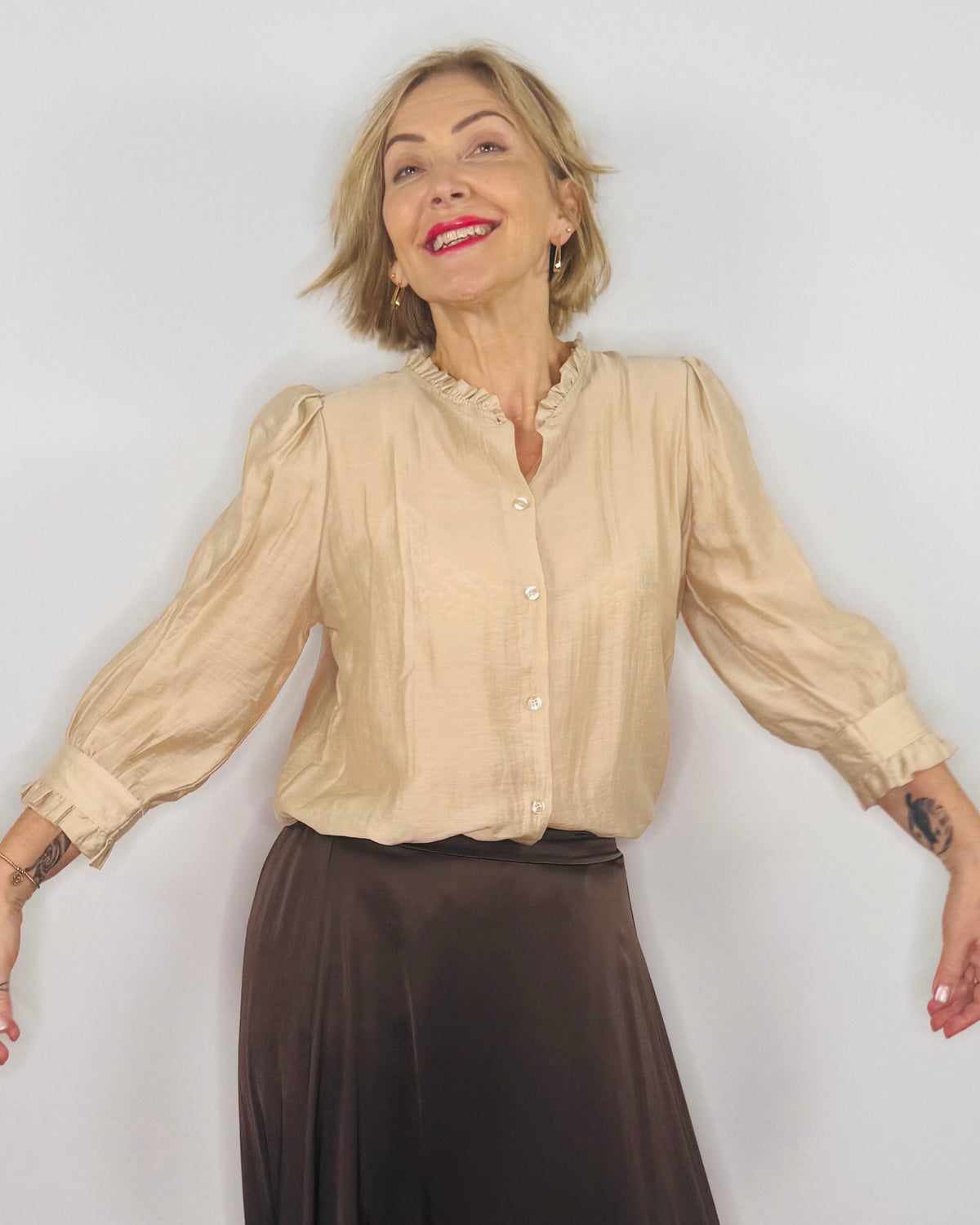 The Leice Blouse in Sandshell