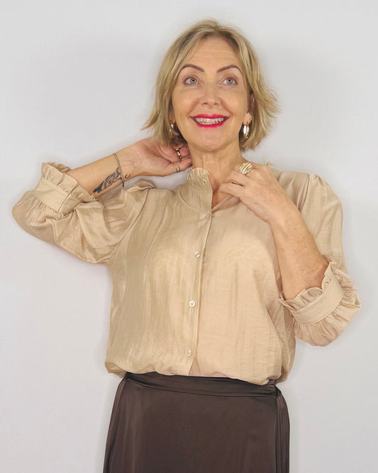 The Leice Blouse in Sandshell