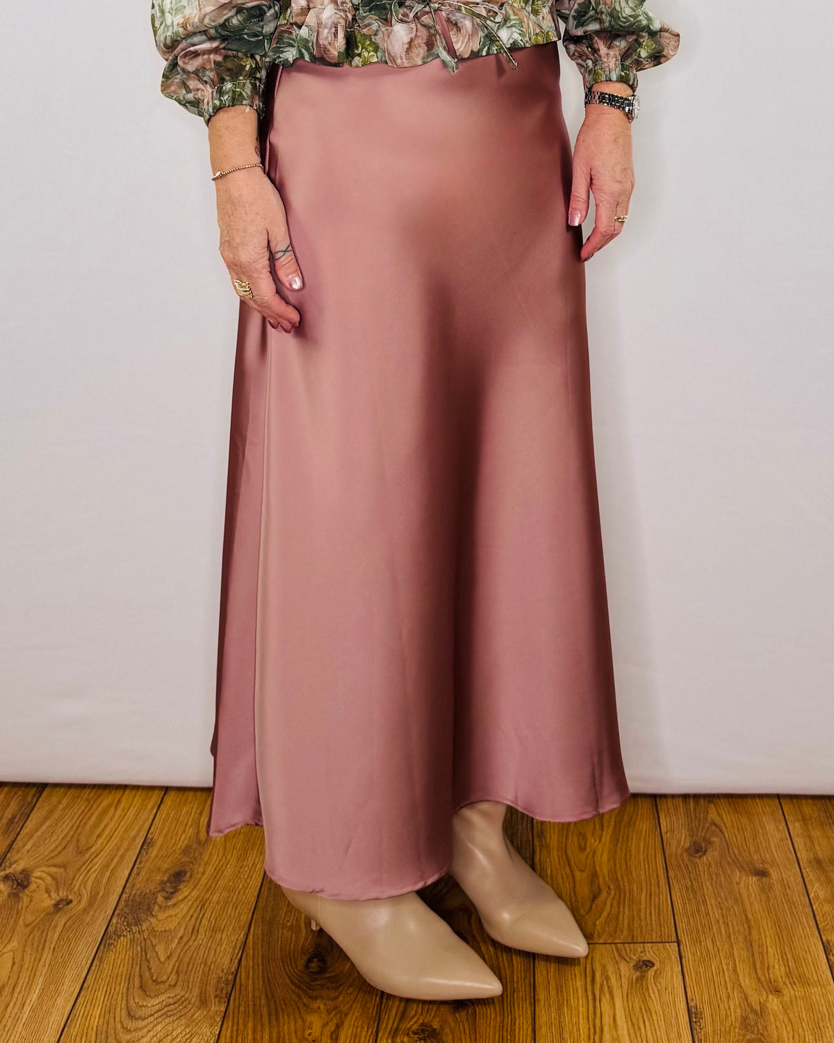 The Ella Satin Skirt in Dusty Pink