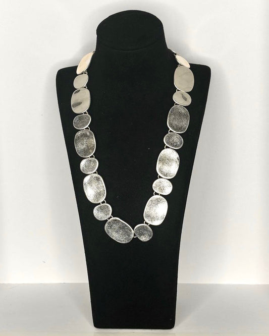 Burnished Flat Link Necklace in Silver