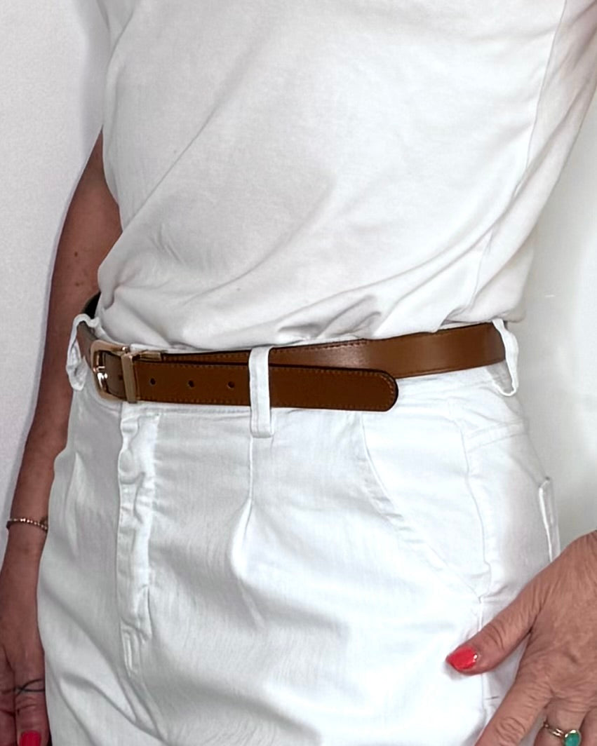 Mara Reversible Belt in Black/Brown