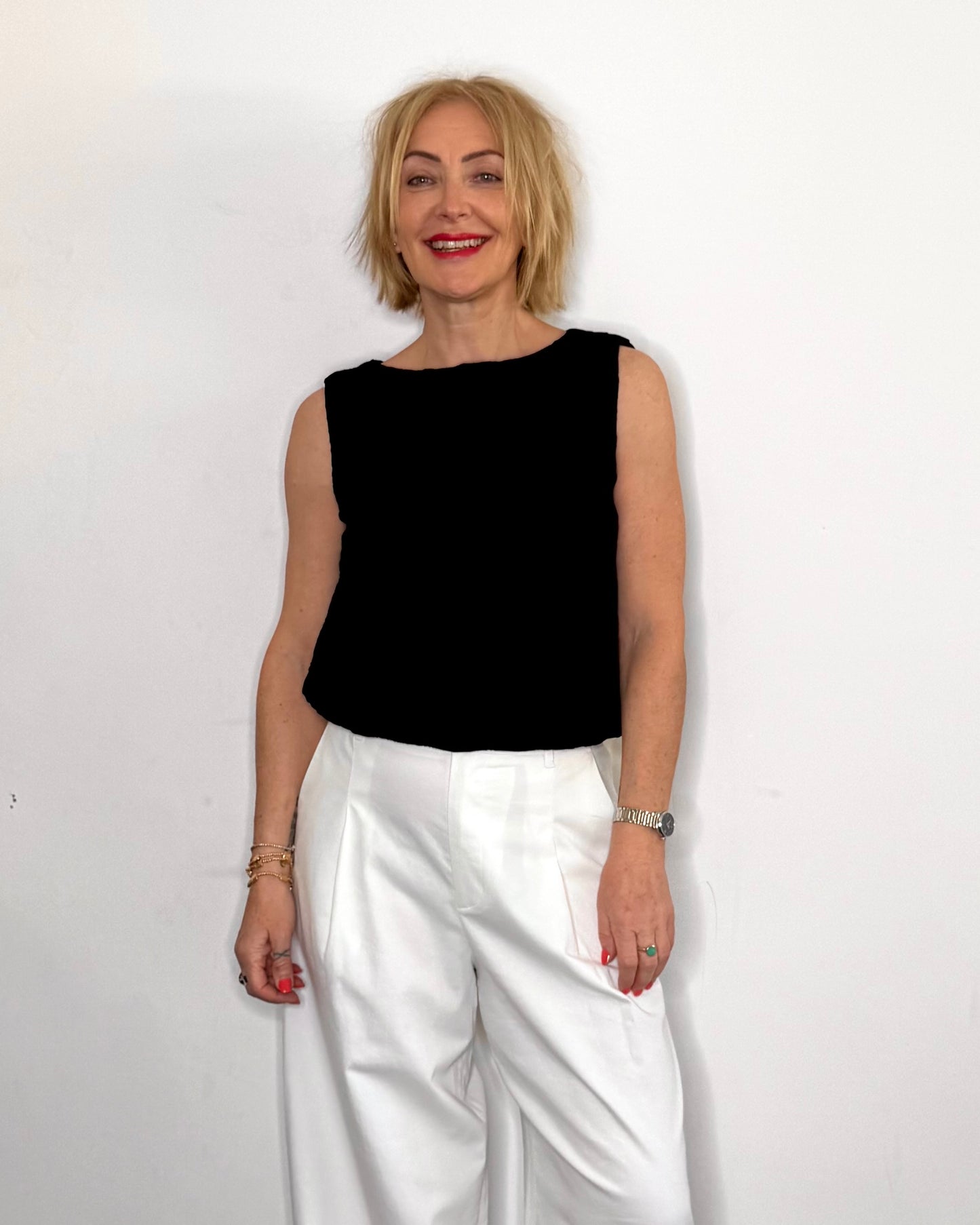 The Lila Textured Top in Black