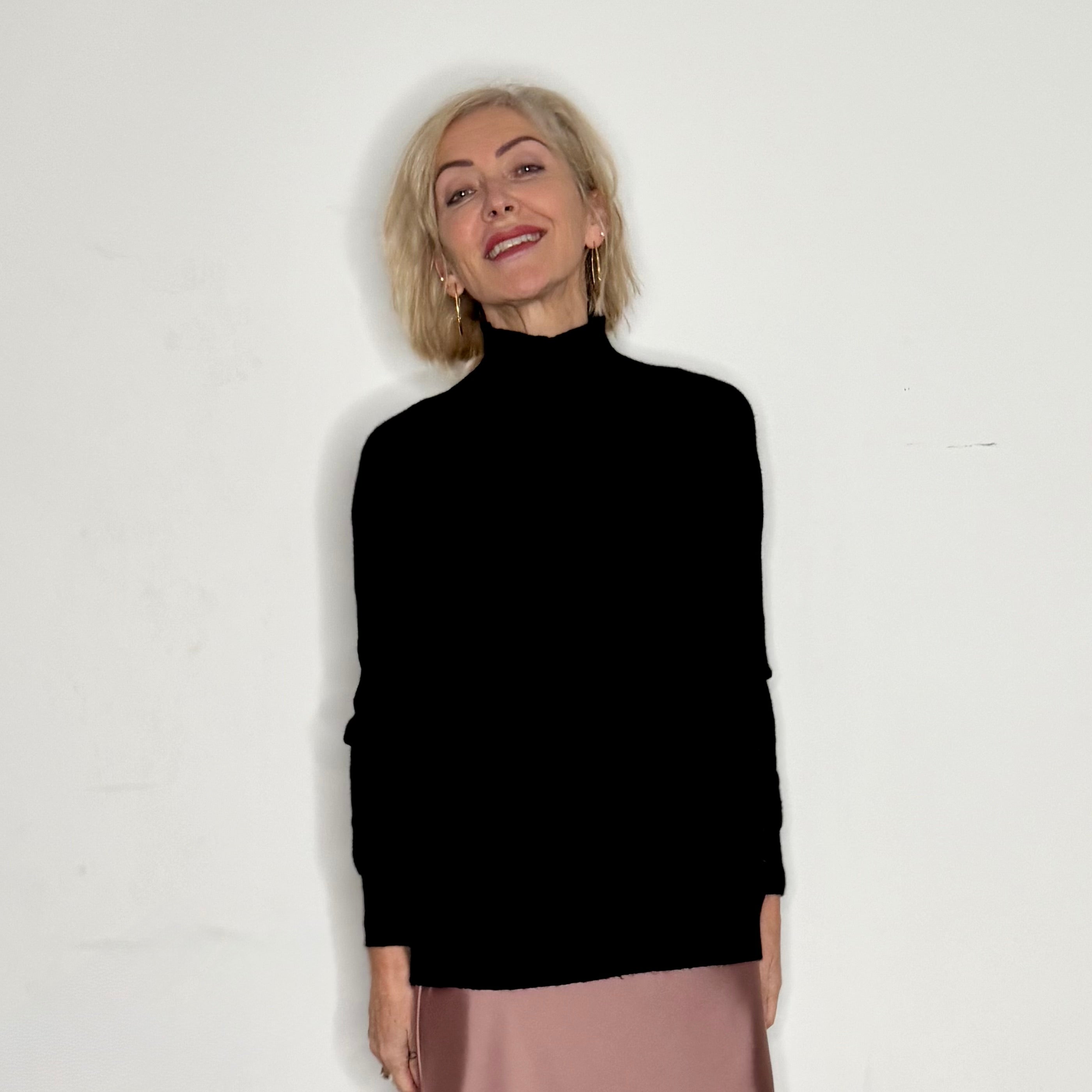 loose fit turtleneck knit