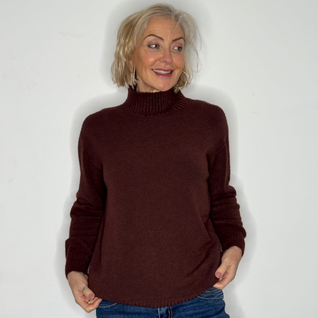 loose fit turtleneck knit