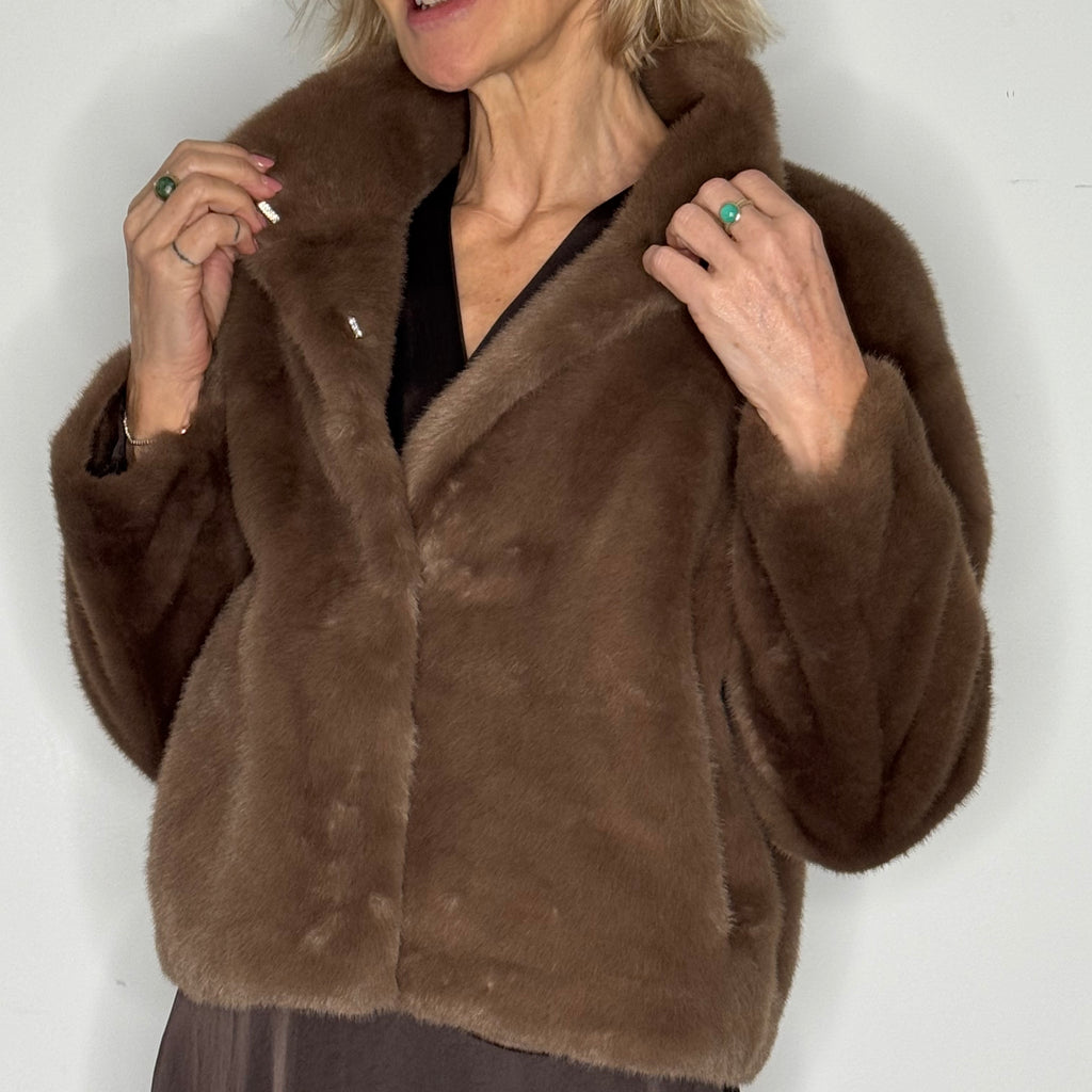 faux fur short jacket with high collar