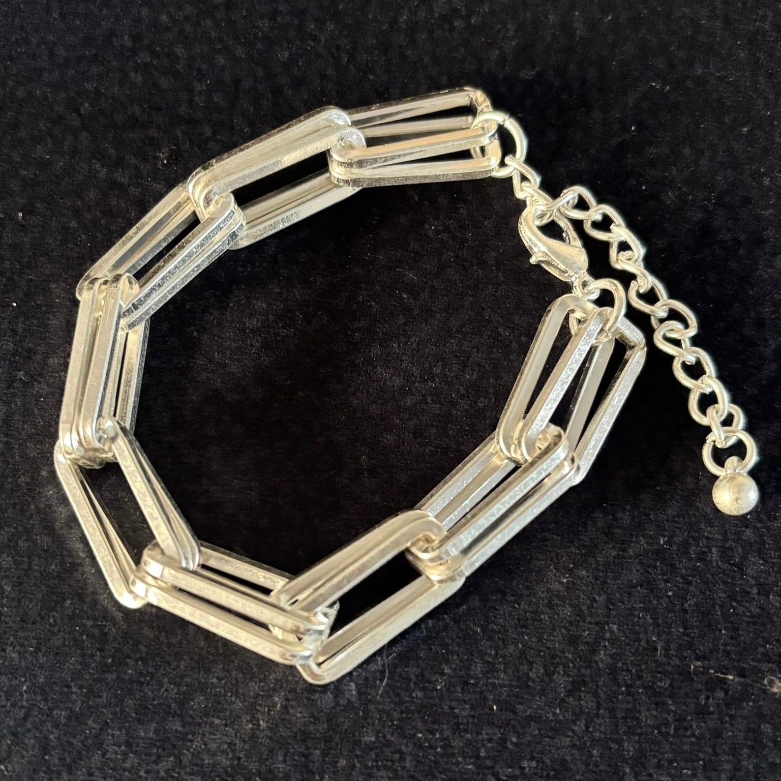 oblong links chain bracelet