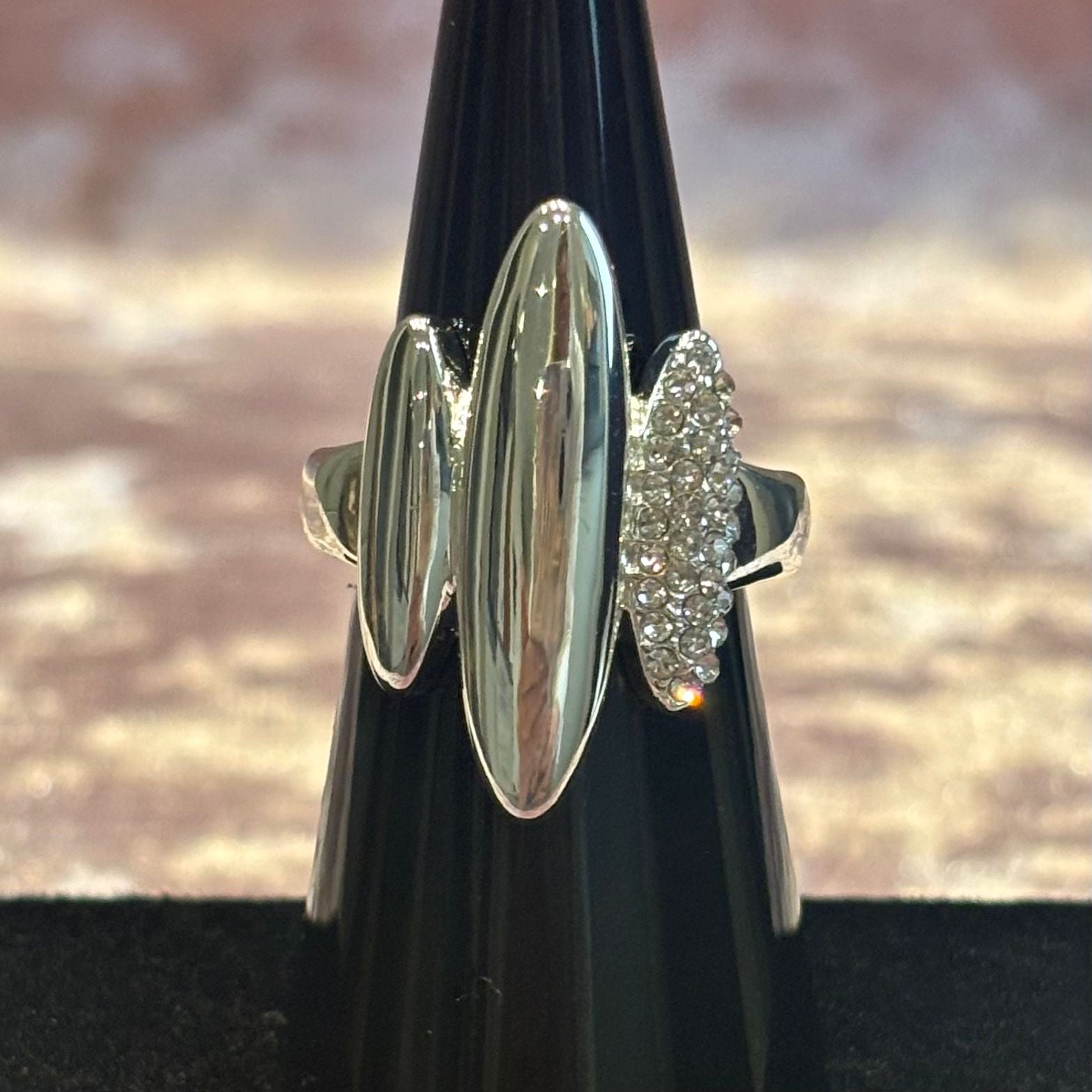 triple elongated crystal stretch ring