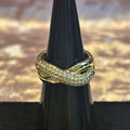 figure-of-eight stretch ring with crystal decoration